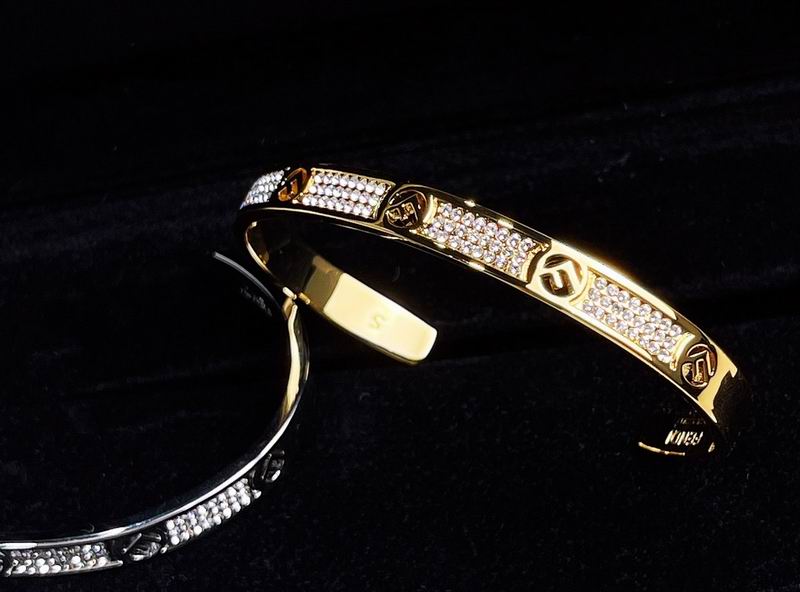 Fendi bracelet 03lyx40 (18)